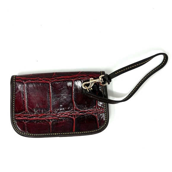 Dooney & Bourke Nile Collection Red Croc Embossed Leather Wristlet - Picture 2 of 8